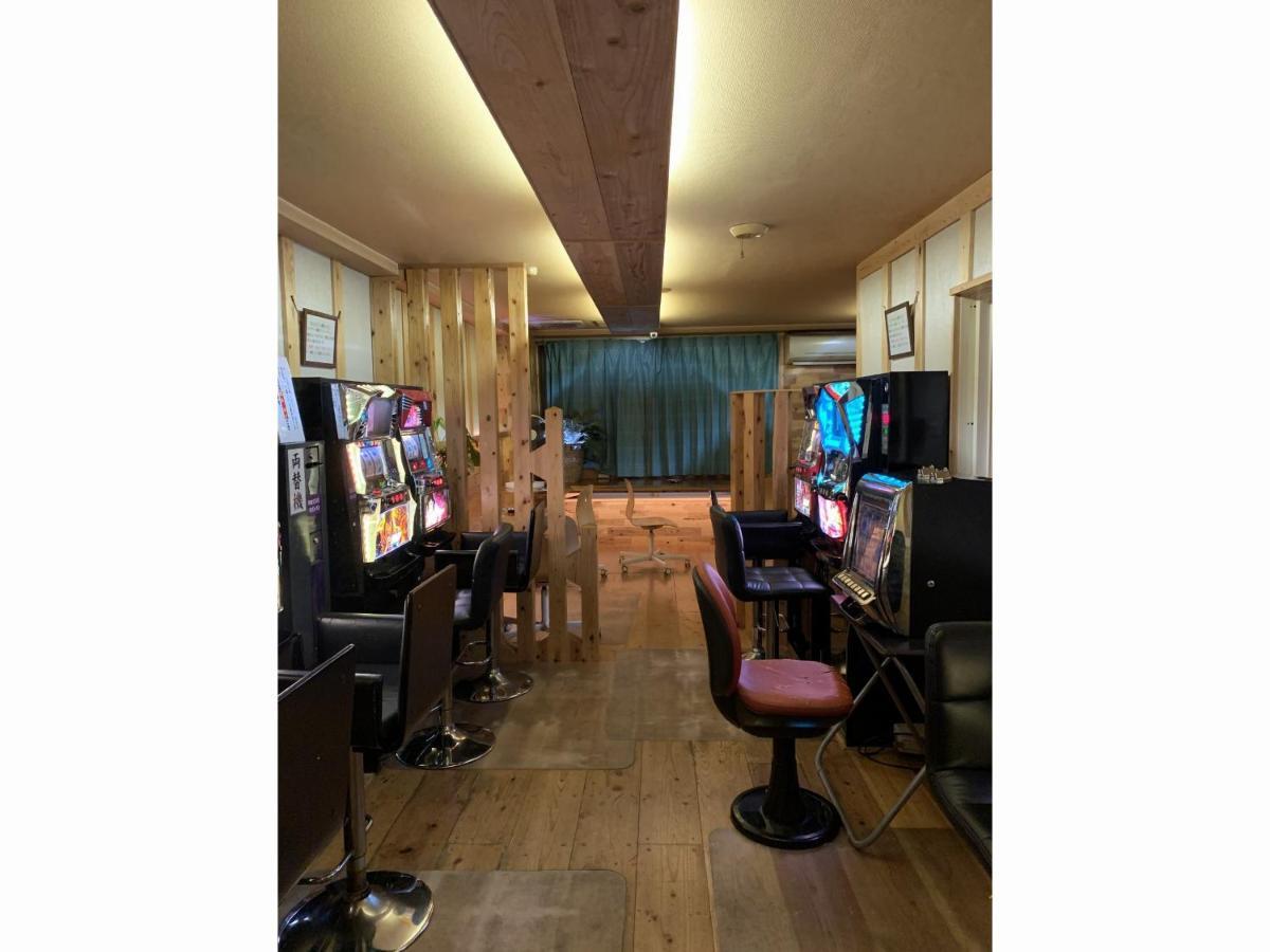 Capsule Hotel 310 Tokyo Exterior photo